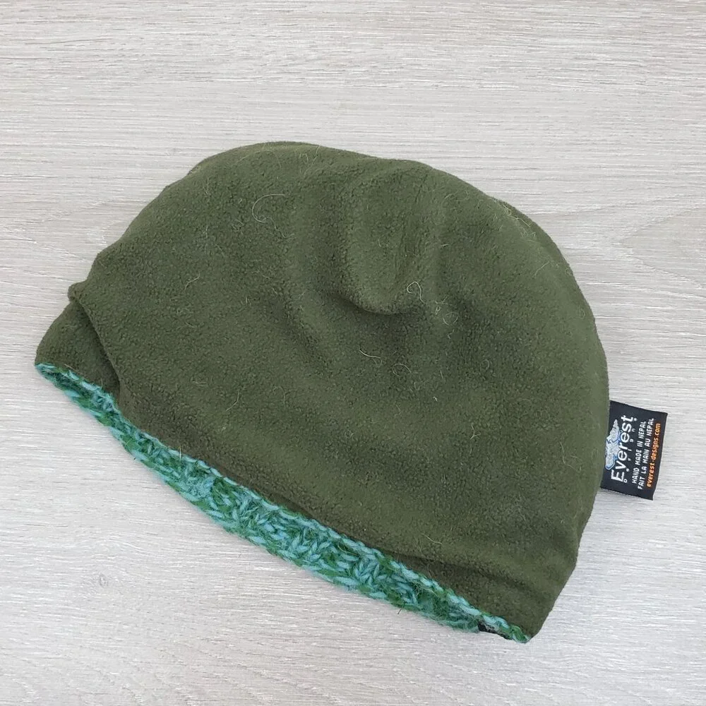 Everest Designs children's knit fleece-lined beanie